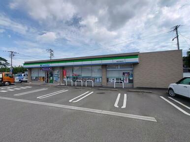 ファミリーマート焼津中根新田店