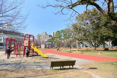 山王公園野球場