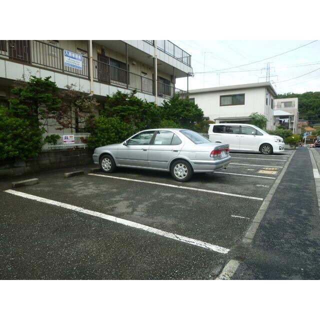 ★敷地内の駐車場です★