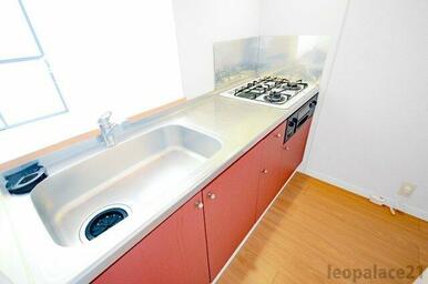 実際と異なる場合がございます。