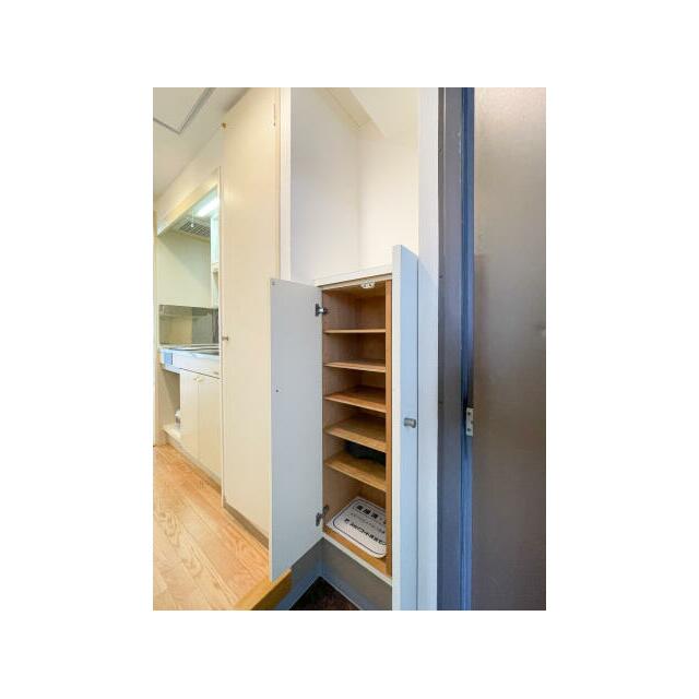 シューズボックス