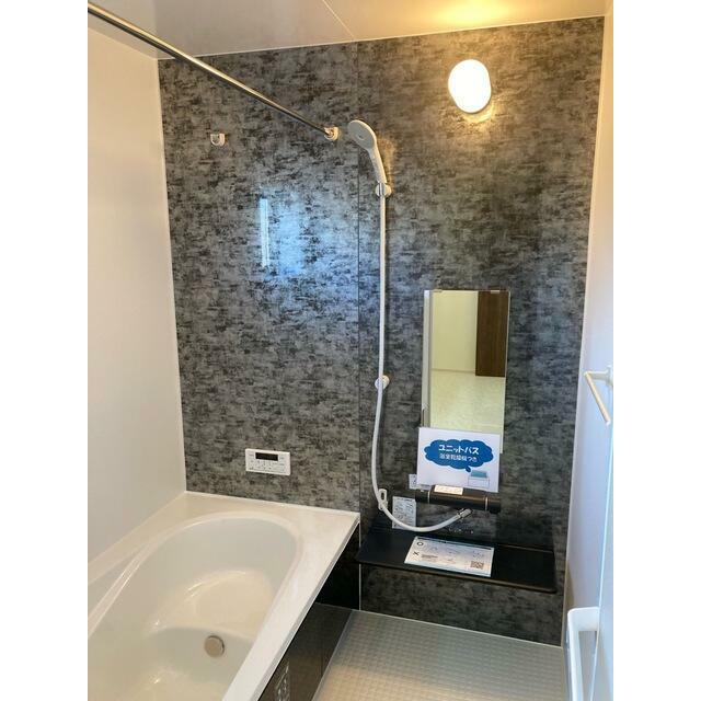 たまりがちな疲れやモヤモヤイライラはバスタイムですっきり洗い流して（1号棟）