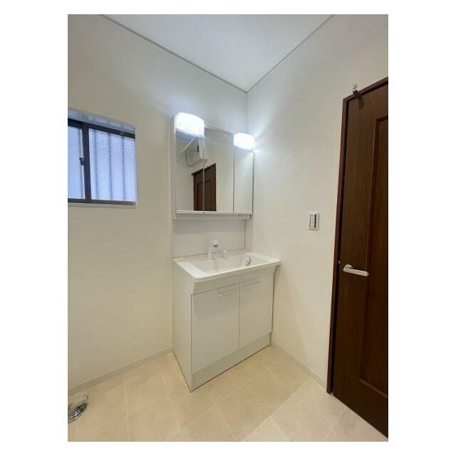 洗面台新品交換済み