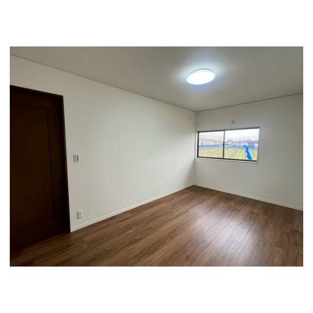 2階洋室南側　別角度から