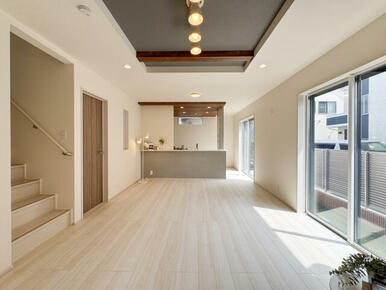 【1階 LDK（17.25帖）】