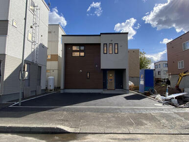 外観写真（2号棟）