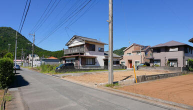 南面道路、日当り良好