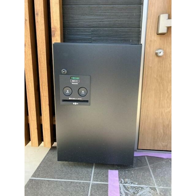 宅配ボックス付き