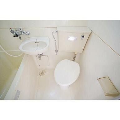 清潔感あるユニットバス