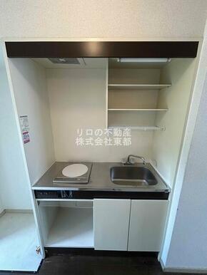 奥行きのある収納付！増えがちな荷物をスッキリ収納できます！
