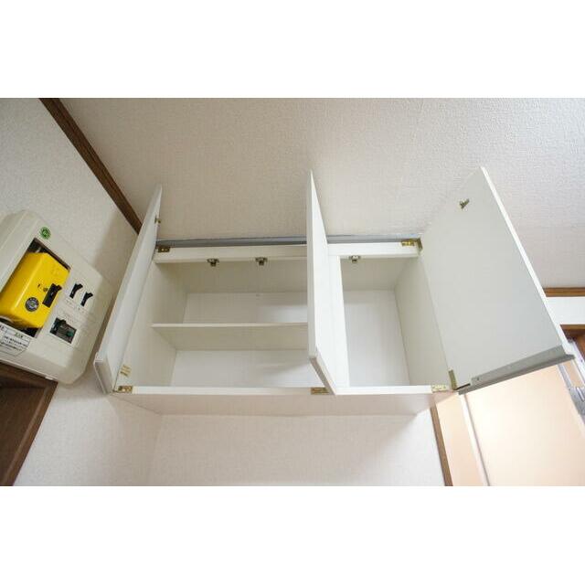 多目的に使える収納あり。使い道は自由自在です！