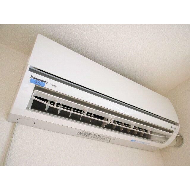 ★リビングのエアコンの写真です★