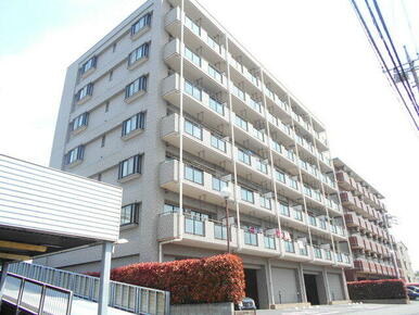 鉄筋コンクリート造７階建てマンションです。