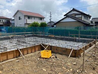 日を重ねるごとにこの佇まいに愛着が湧いてきそう（2号棟）
