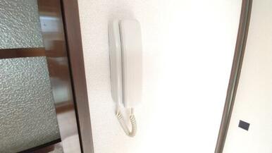 ★★インターホンで室内にいながら来客対応が出来ます♪★★