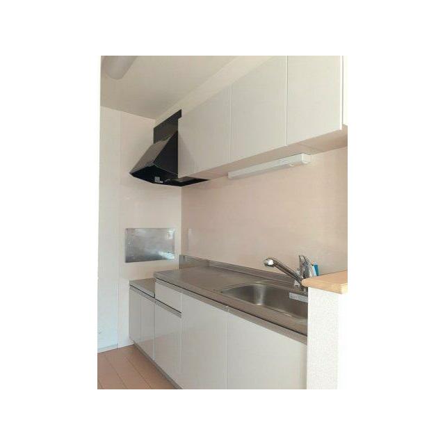 コンパクトなキッチンで掃除もラクラク