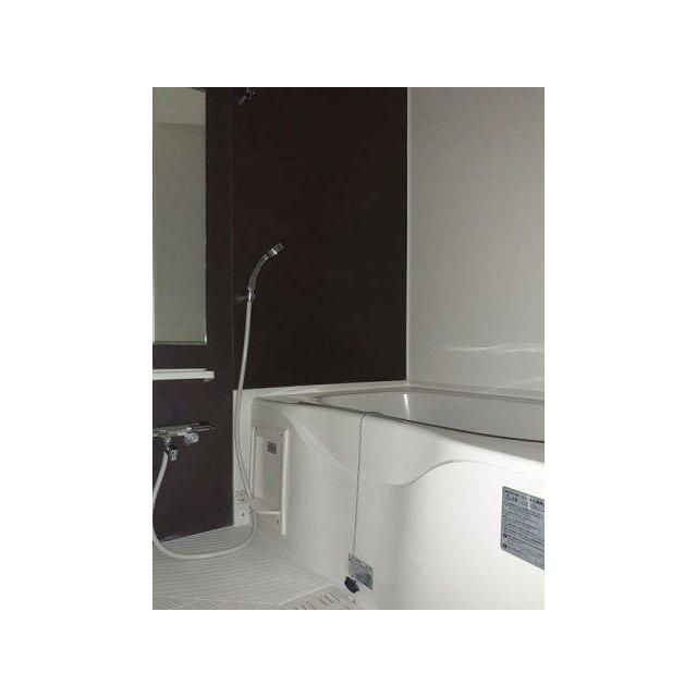 日々の疲れを癒すお風呂付です