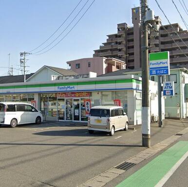 ファミリーマート東浦生路店