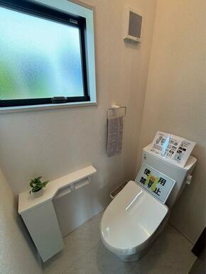 お気に入りのカバーやマット、スリッパを置いて快適空間に（1号棟）