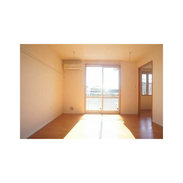 【ＬＤＫ】　エアコン１台付♪室内用物干しのホスクリーン付です♪