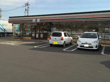 セブンイレブン桶川殿山町店