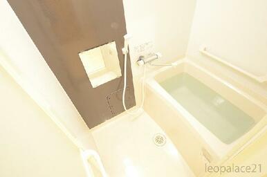 備品や設備仕様は号室等により異なります現地をご確認下さい。