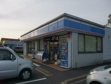 ローソン関山王店