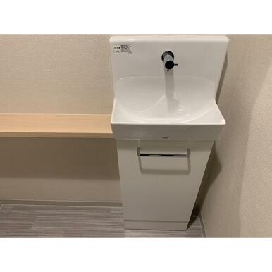 トイレ手洗い器