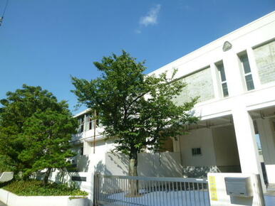 横浜市立あざみ野中学校