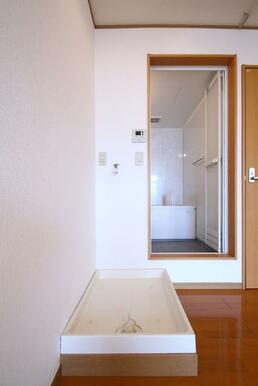 設備 洗濯機置場