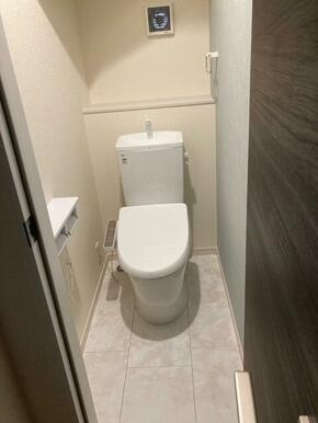 見落としなしで隅々チェック。トイレは家を映す鑑となります。（1号棟）