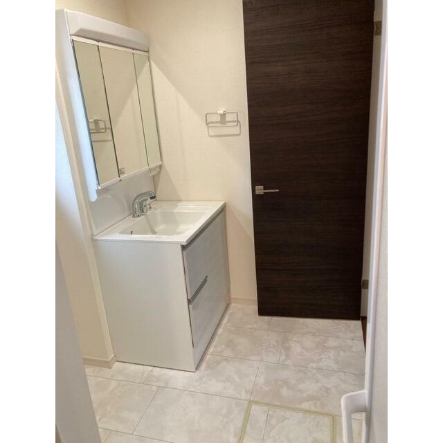 お化粧やヘアセットが楽しくなる洗面スペース（1号棟）