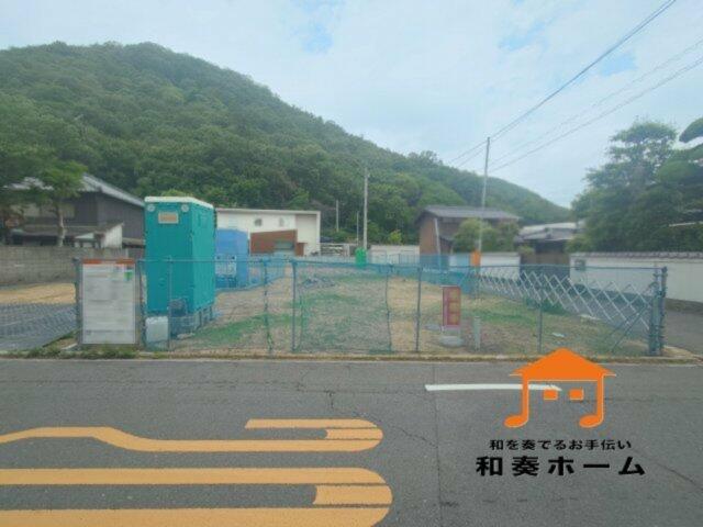 高松市 室新町 (三条駅) 2階建 4LDK