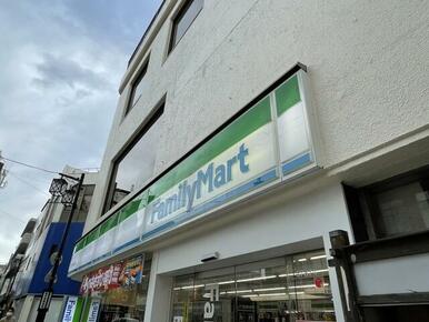 ファミリーマート祐天寺駅前店