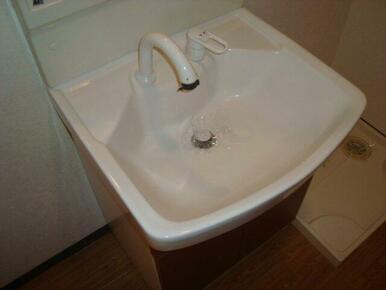 洗髪洗面化粧台