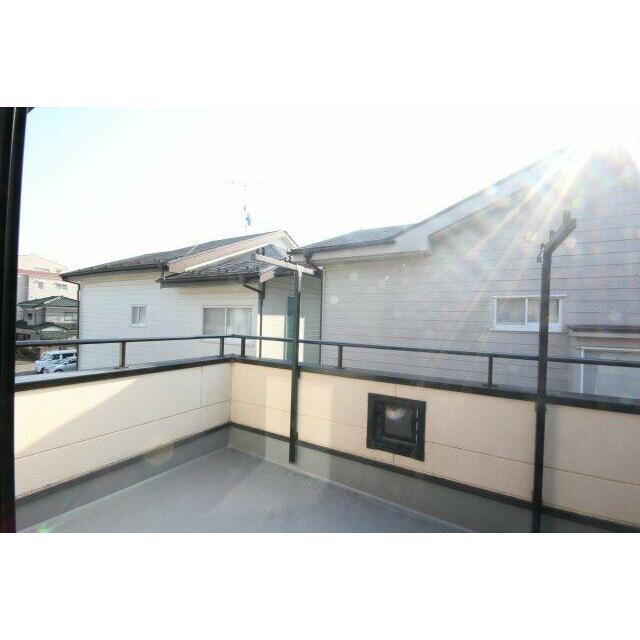 広々としたバルコニーです