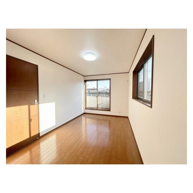 洋室7.5帖　バルコニー側　(３)