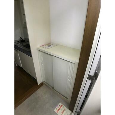シューズボックス