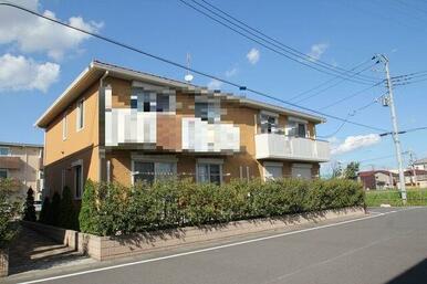 ２階建て・２ＬＤＫ・４世帯。