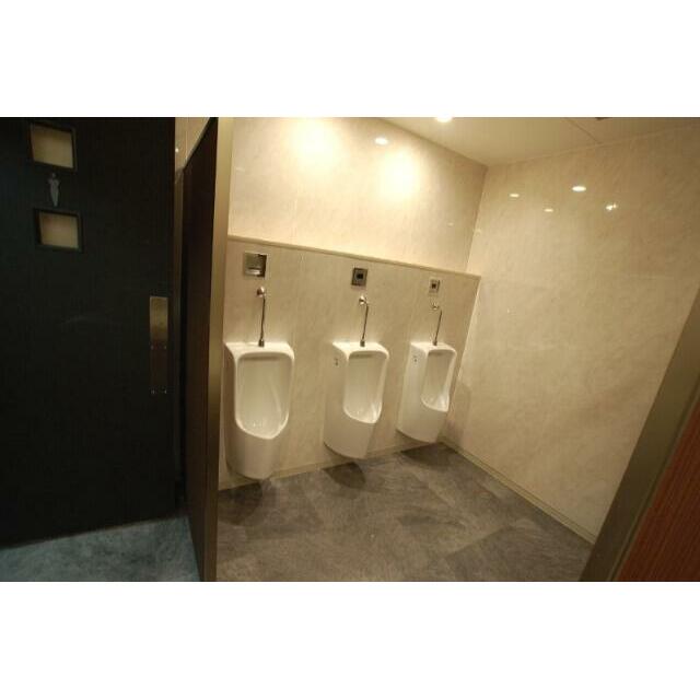 男性用トイレ