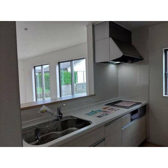 フラットなプレートで掃除が楽ちんなIHクッキングヒーター