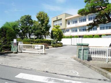 佐賀市立鍋島小学校