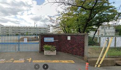 川口市立新郷東小学校