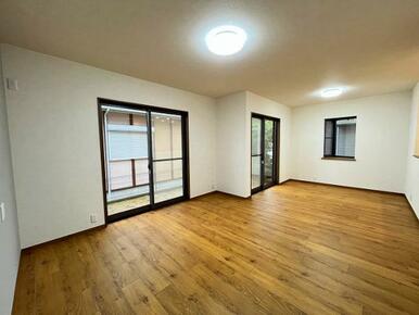 「LDK」お庭があり、開放的な空間です。