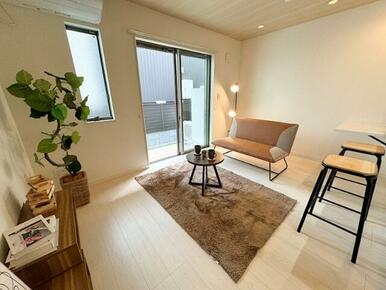 写真は同仕様のⅤ号室