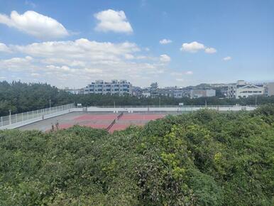 物件から６３０ｍの距離にある湘南海岸公園