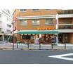 販売店