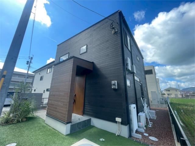 物件画像 行橋市 大字中津熊 (行橋駅) 2階建 4LDK