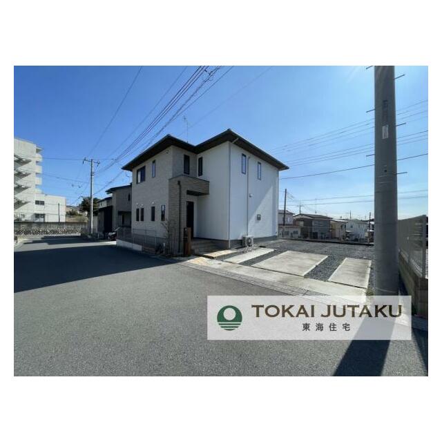 南西側約6M幅員の公道。車の出し入れもスムーズに行えます＾＾