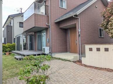 建物アプローチ